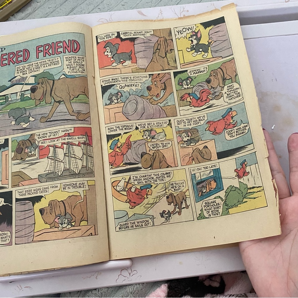3/$30 Trio of Vintage Disney Comic Books - Picture 7 of 16